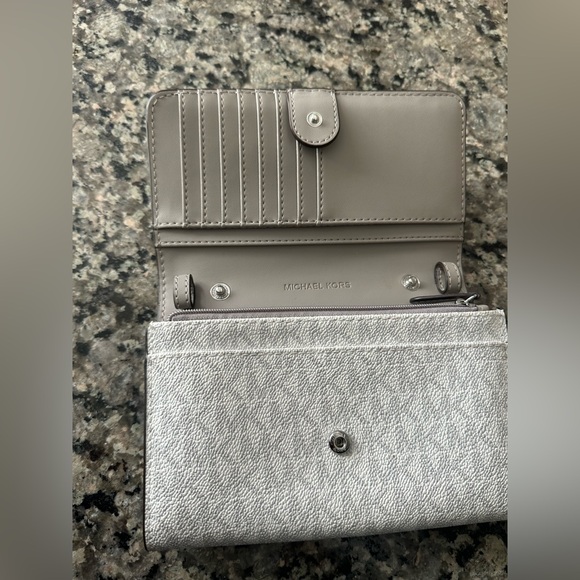 Wallet - Picture 2 of 2